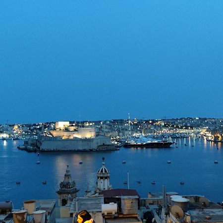 Ripple 23 Savynomad Harbour Residences Валетта Экстерьер фото