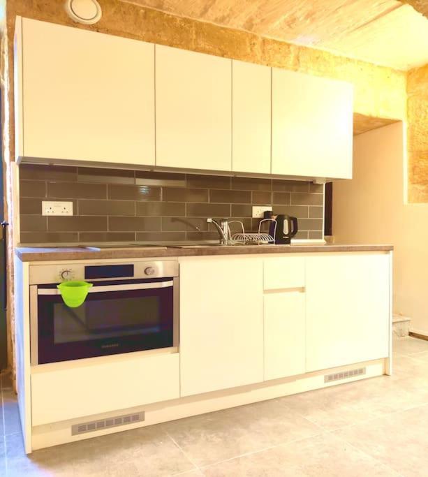 Ripple 23 Savynomad Harbour Residences Валетта Экстерьер фото